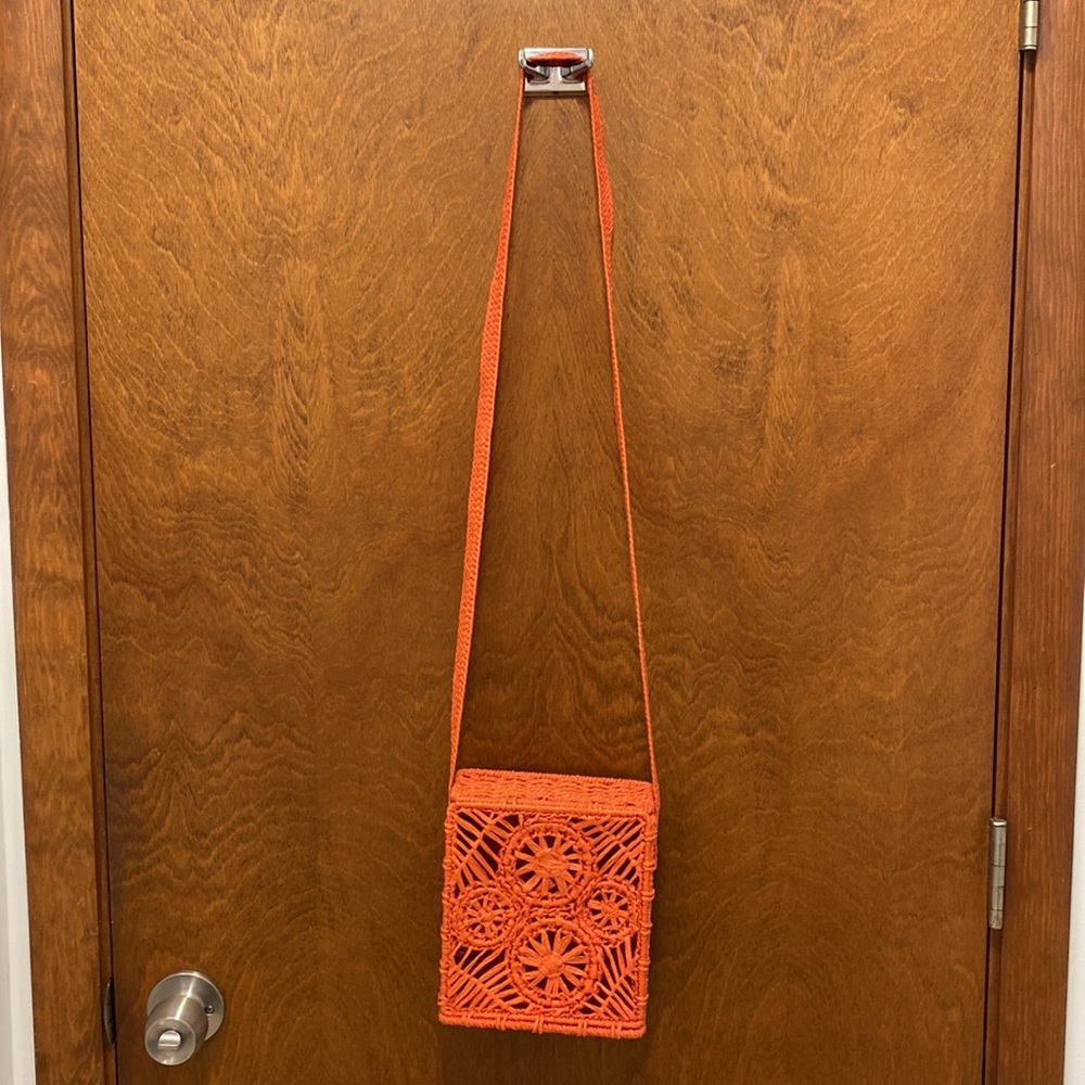 Straw cross body bag